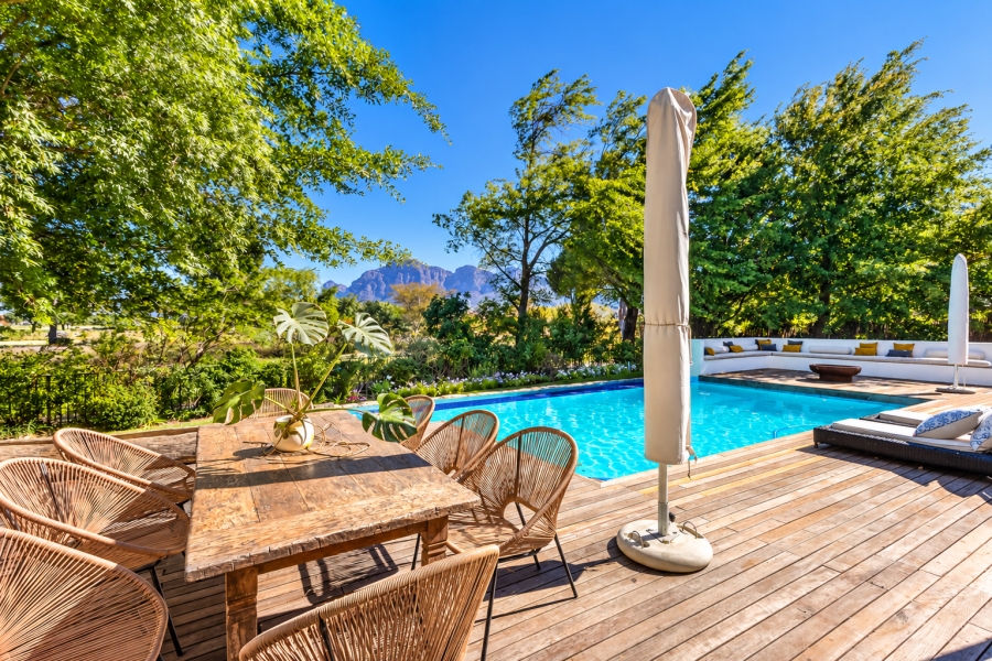 To Let 5 Bedroom Property for Rent in Pearl Valley at Val de Vie Western Cape